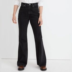 Madewell Baggy Flare Jeans in Lunar Wash - 32.5 inseam